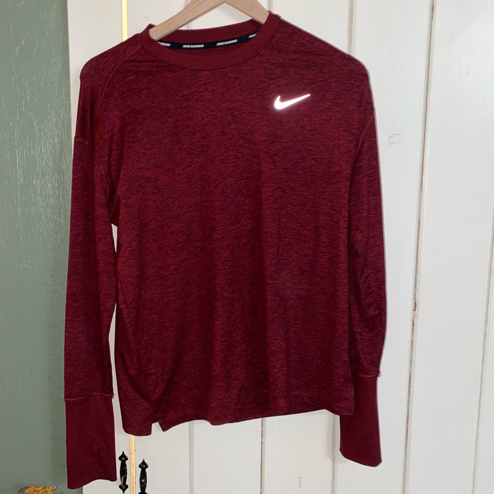 Nike dry fit run